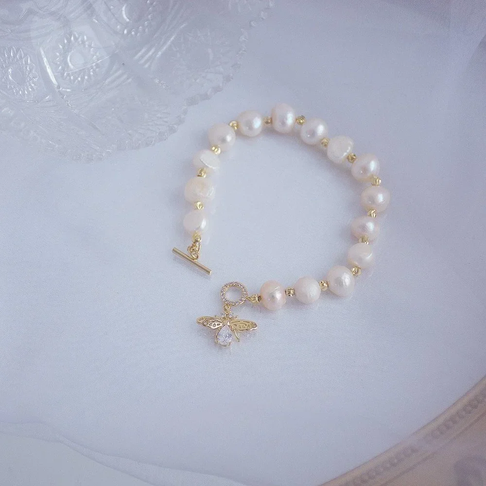 NEW 14K Gold Plated Bee Pearl Toggle Bracelet
